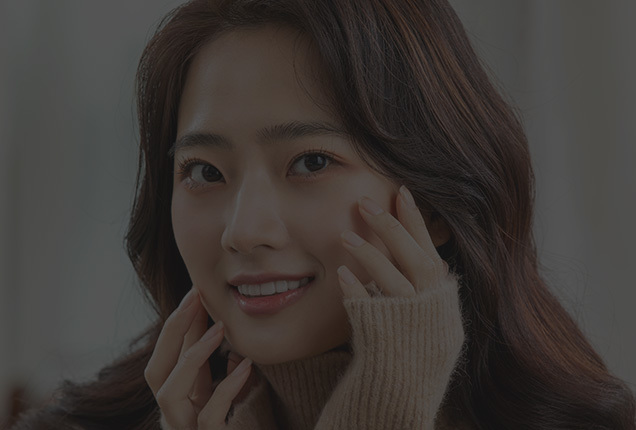 Restoring youthful forehead appearance by lifting eyebrows forehead and glabellar lines at NANA