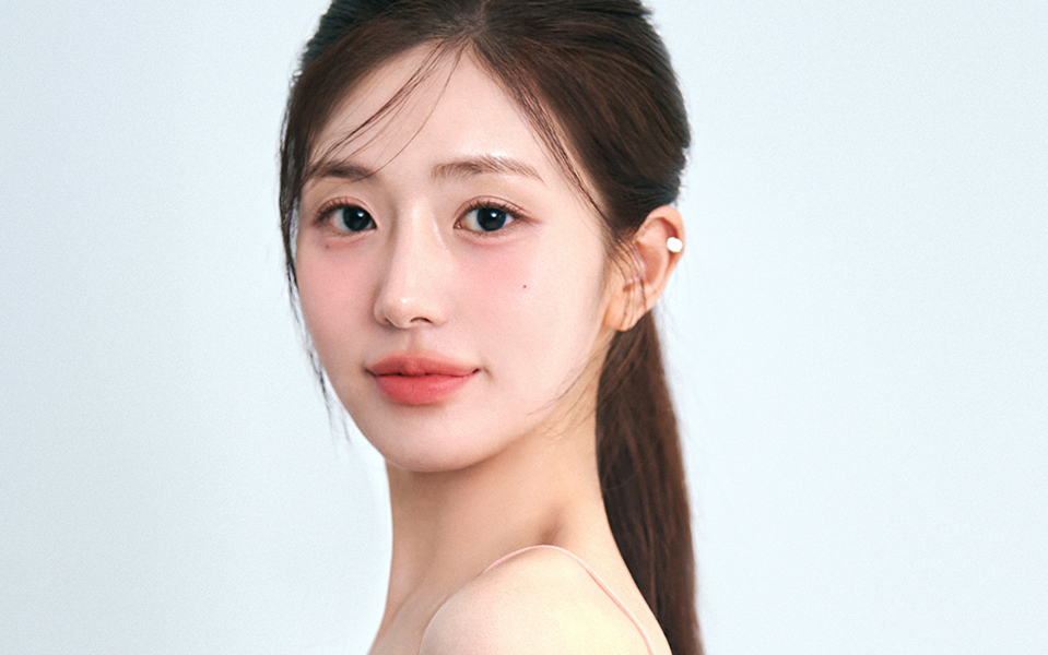 Before and after PRP fat grafting restoring facial volume with purified fat mixed with platelet rich plasma at NANA Korea