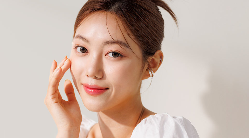 Mini facelift candidate 1 concerned about overall facial and neck wrinkles at NANA Plastic Surgery