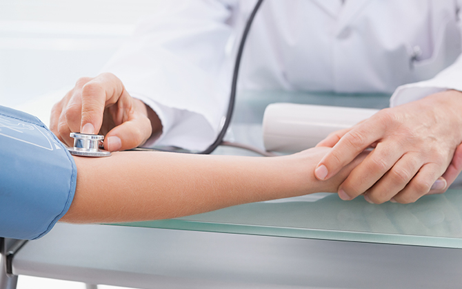 Pre-operative blood test checking platelet levels for optimized PRP extraction method at NANA