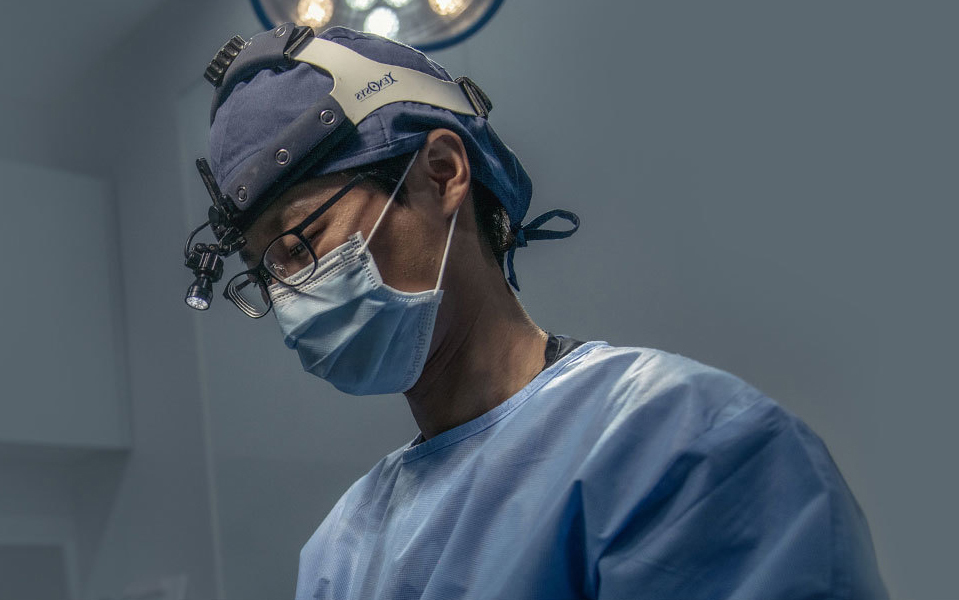 Customized micro fine cannulas 1 to 3mm minimizing scarring in mini liposuction at NANA Korea
