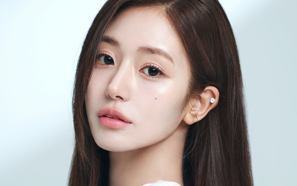 Age-specific facial liposuction benefits from 20s to 50s at NANA Plastic Surgery